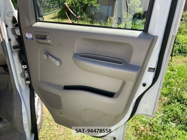 Nissan CLIPPER 2015-02 7329088-14