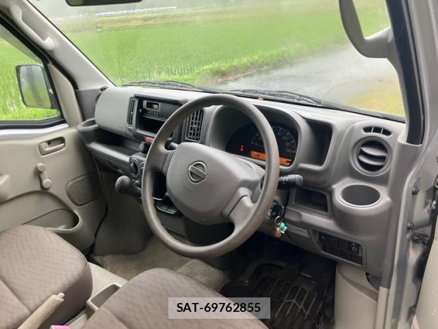 Nissan CLIPPER 2018-07 7359171-12