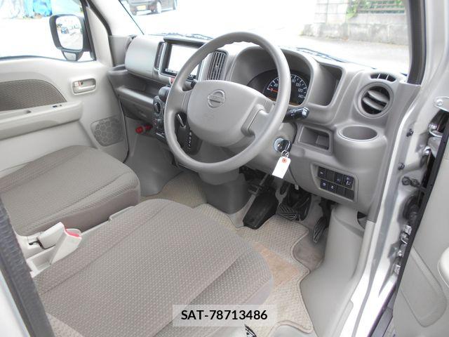 Nissan CLIPPER 2018-09 7359175-6