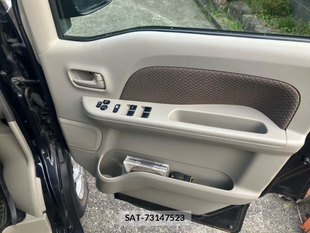 Nissan CLIPPER 2015-11 7393389-10
