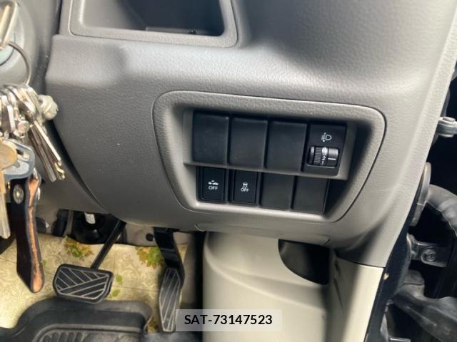 Nissan CLIPPER 2015-11 7393389-11