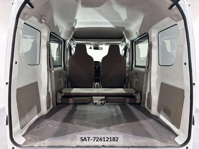 Nissan CLIPPER 2018-06 7502055-18