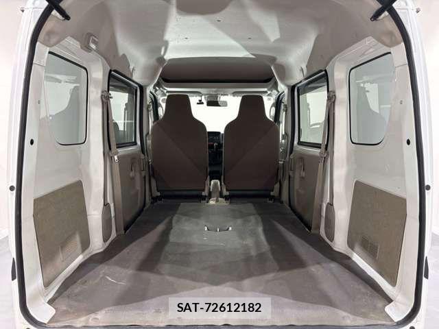 Nissan CLIPPER 2018-06 7502055-19