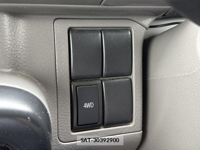 Nissan CLIPPER 2023-01 7726807-26