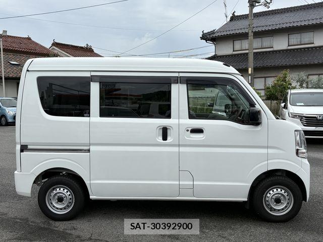 Nissan CLIPPER 2023-01 7726807-6