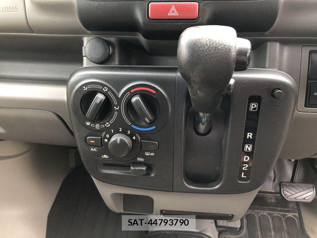 Nissan CLIPPER 2020-03 7980426-25
