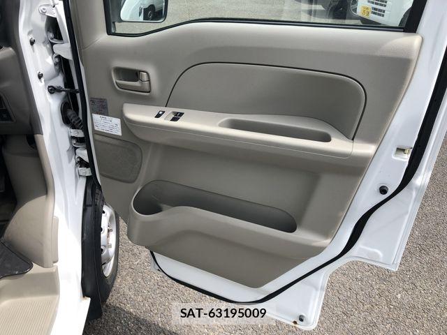 Nissan CLIPPER 2018-04 7980428-11