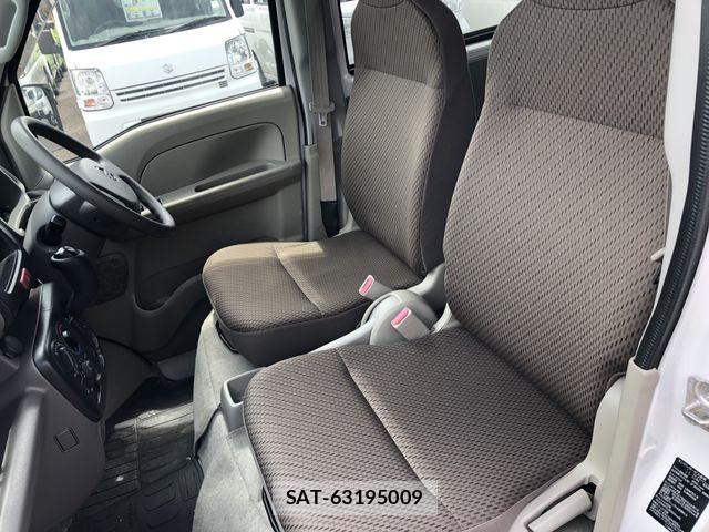 Nissan CLIPPER 2018-04 7980428-12