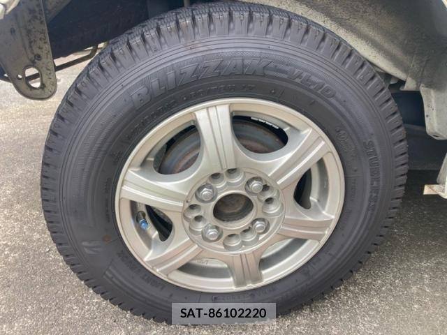 Nissan CLIPPER 2015-08 8037400-7