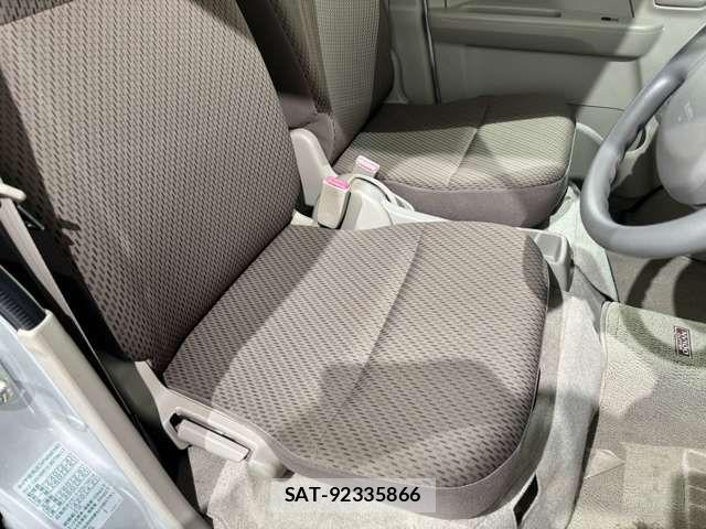 Nissan CLIPPER 2016-08 8075007-11