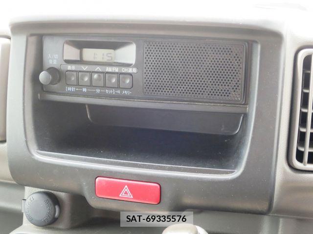 Nissan CLIPPER 2022-03 8100989-13