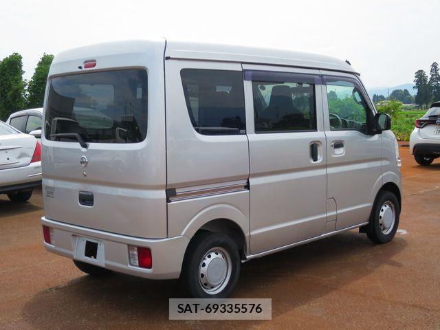 Nissan CLIPPER 2022-03 8100989-2
