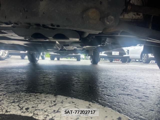 Nissan CLIPPER 2017-10 8146372-3