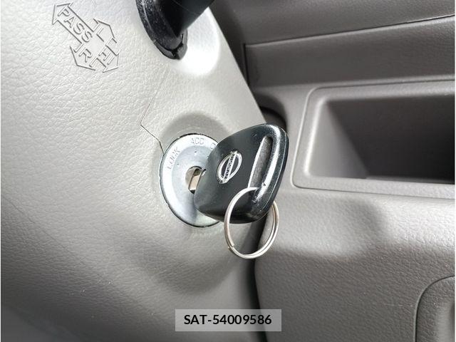 Nissan CLIPPER 2021-07 8209339-15