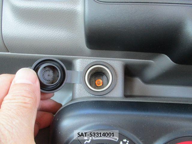 Nissan CLIPPER 2021-11 8209341-11