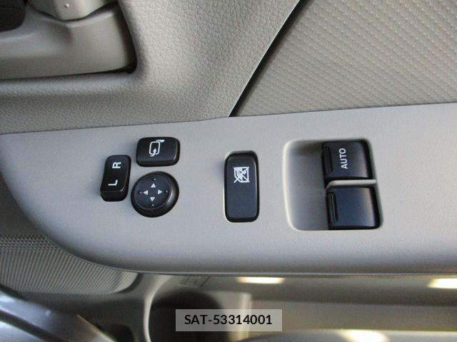 Nissan CLIPPER 2021-11 8209341-12