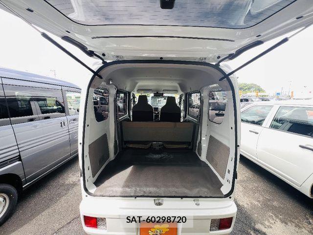 Nissan CLIPPER 2018-02 8209340-2