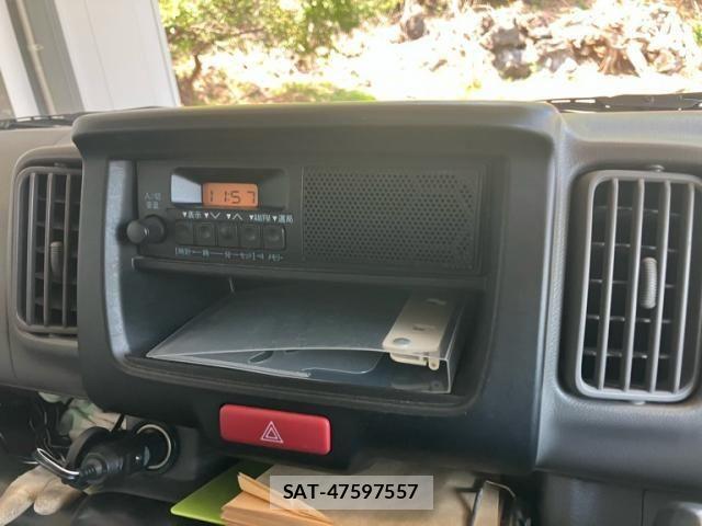 Nissan CLIPPER 2015-10 8231161-18