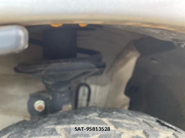 Nissan CLIPPER 2021-05 8355276-13