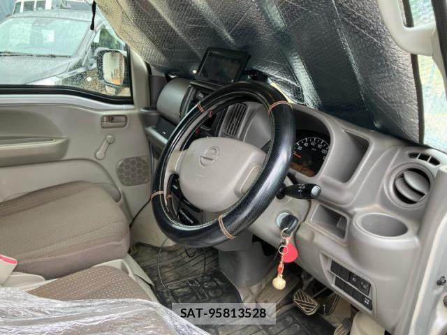 Nissan CLIPPER 2021-05 8355276-6