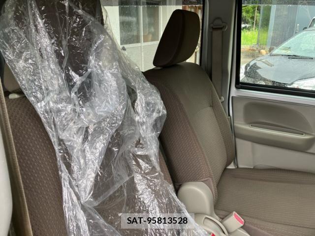 Nissan CLIPPER 2021-05 8355276-7