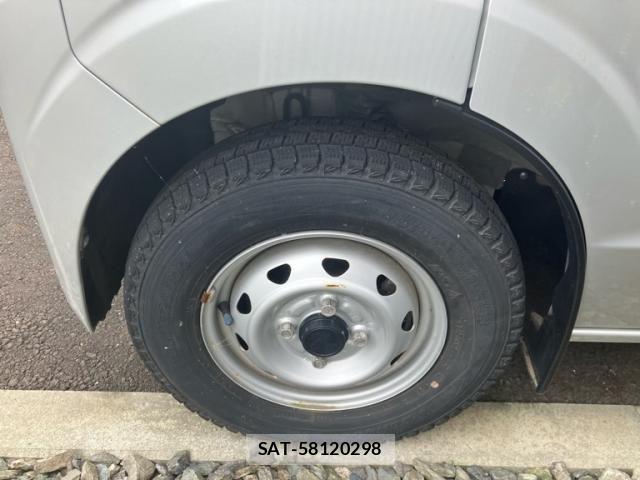 Nissan CLIPPER 2020-08 8438660-12