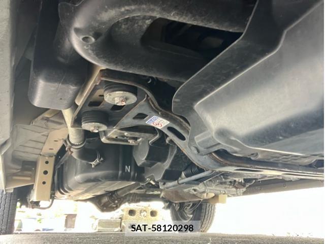 Nissan CLIPPER 2020-08 8438660-14