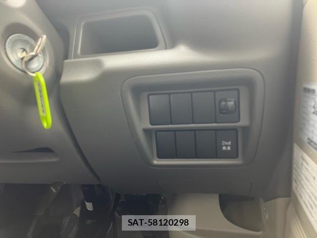 Nissan CLIPPER 2020-08 8438660-19