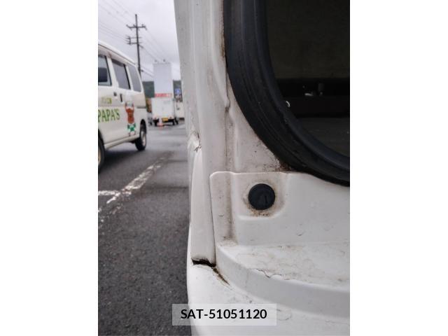 Nissan CLIPPER 2019-03 8660819-11