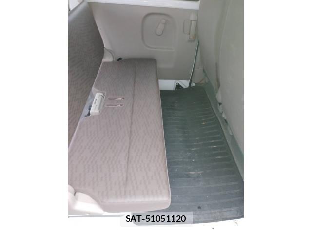 Nissan CLIPPER 2019-03 8660819-21