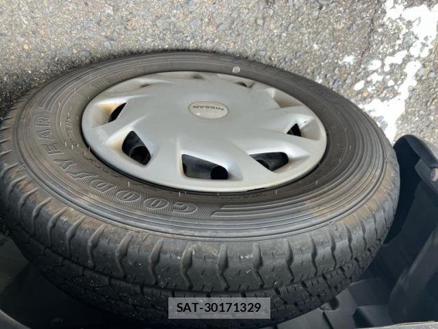 Nissan CLIPPER 2012-06 8660822-5