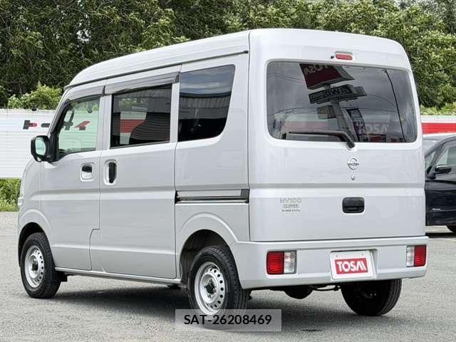 Nissan CLIPPER 2022-08 8660820-23