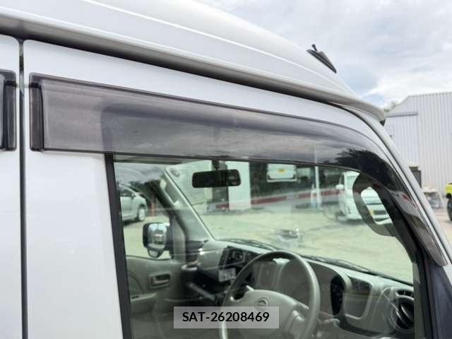 Nissan CLIPPER 2022-08 8660820-26