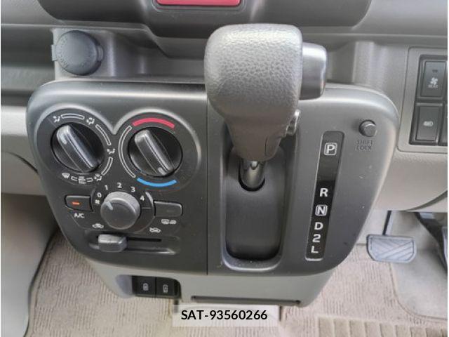 Nissan CLIPPER 2024-02 8744962-10