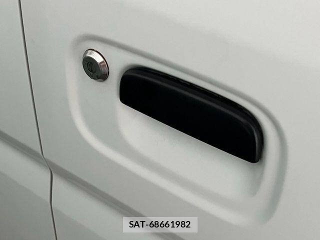 Nissan CLIPPER 2016-09 8744966-18