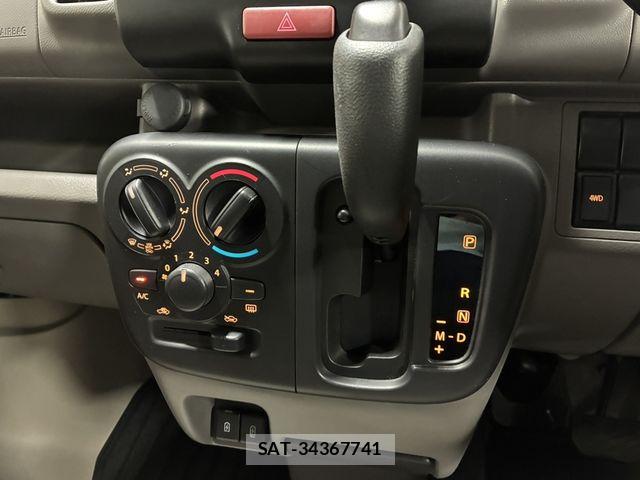 Nissan CLIPPER 2023-03 8744963-17