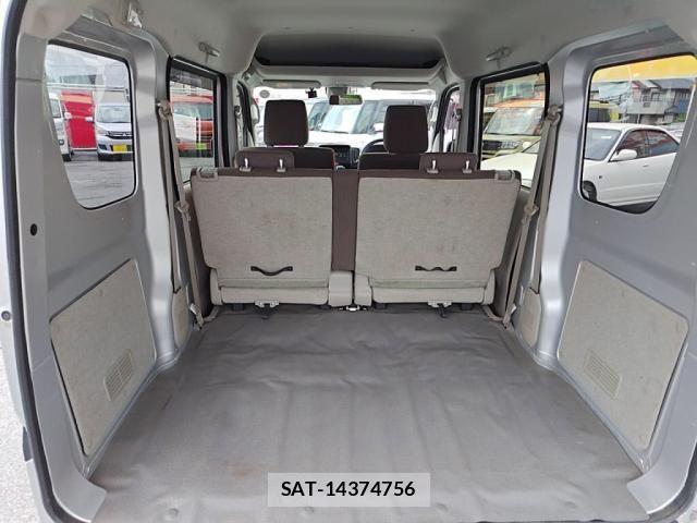 Nissan CLIPPER 2017-05 8781475-24