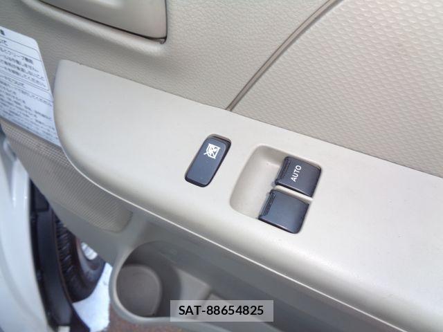 Nissan CLIPPER 2022-08 8830922-12