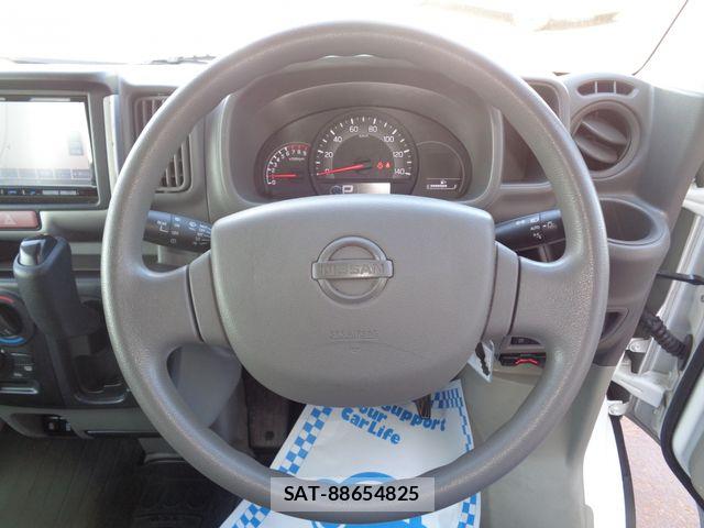 Nissan CLIPPER 2022-08 8830922-13