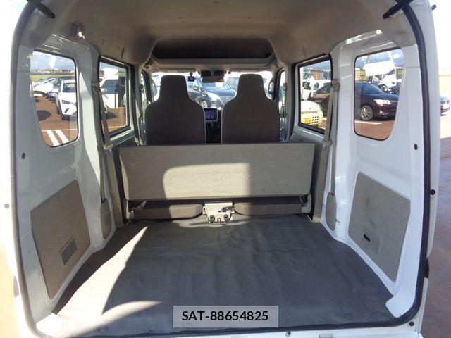Nissan CLIPPER 2022-08 8830922-21