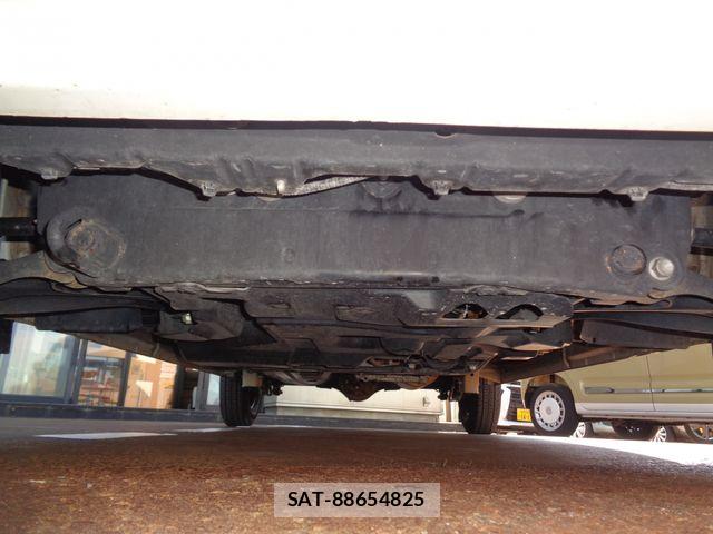 Nissan CLIPPER 2022-08 8830922-25