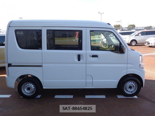 Nissan CLIPPER 2022-08 8830922-4