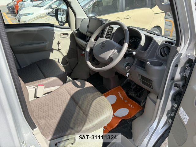Nissan CLIPPER 2021-07 8850248-4