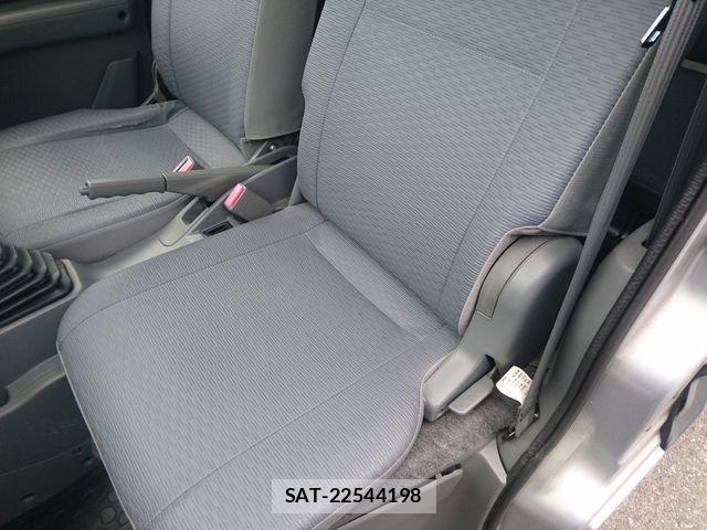 Nissan CLIPPER 2013-08 8881362-12