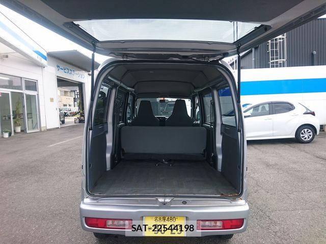 Nissan CLIPPER 2013-08 8881362-17