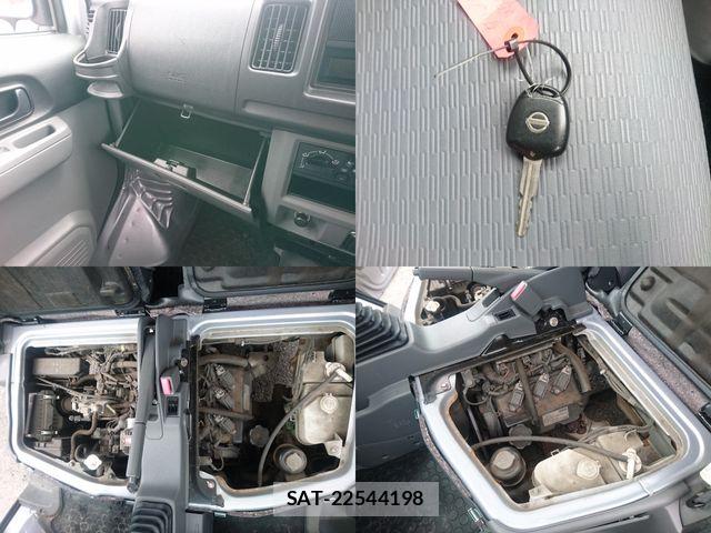 Nissan CLIPPER 2013-08 8881362-25