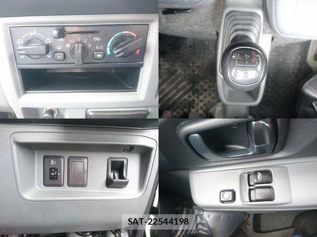 Nissan CLIPPER 2013-08 8881362-26