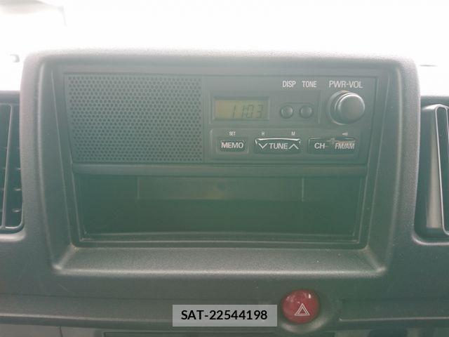 Nissan CLIPPER 2013-08 8881362-27