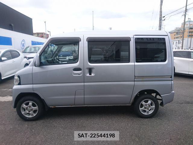 Nissan CLIPPER 2013-08 8881362-8