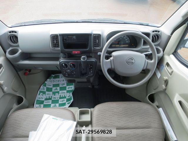 Nissan CLIPPER 2019-02 8881359-10